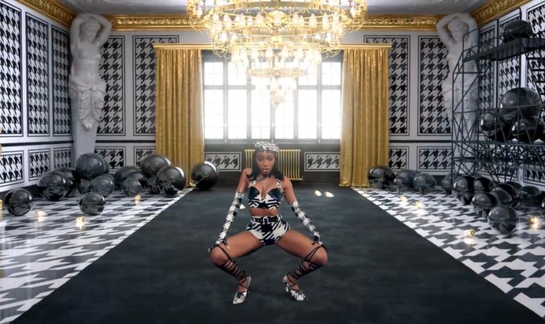 E47E1A81-93F5-44E2-8635-B210D9F9978B